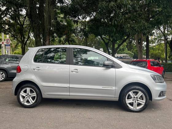 VOLKSWAGEN FOX 1.0 MPI COMFORTLINE 12V FLEX 4P MANUAL